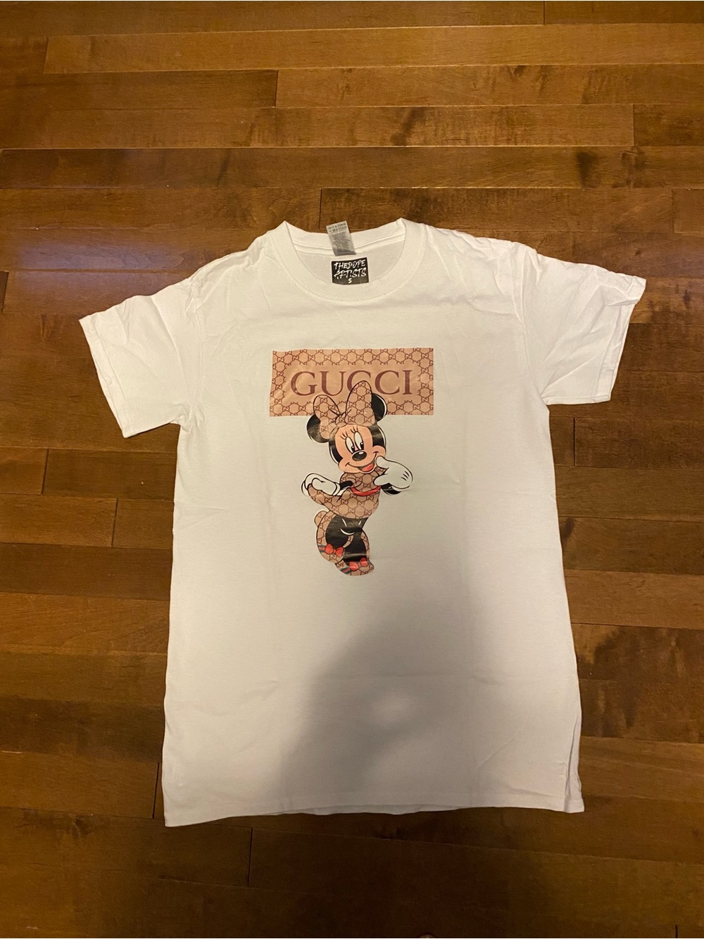 White women’s Minnie mouse t-shirt over size small